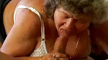 યંગ ડીંગડોંગ માટે સેકસી બીપી વીડીયો MILFs 1 પર 1 મેચ